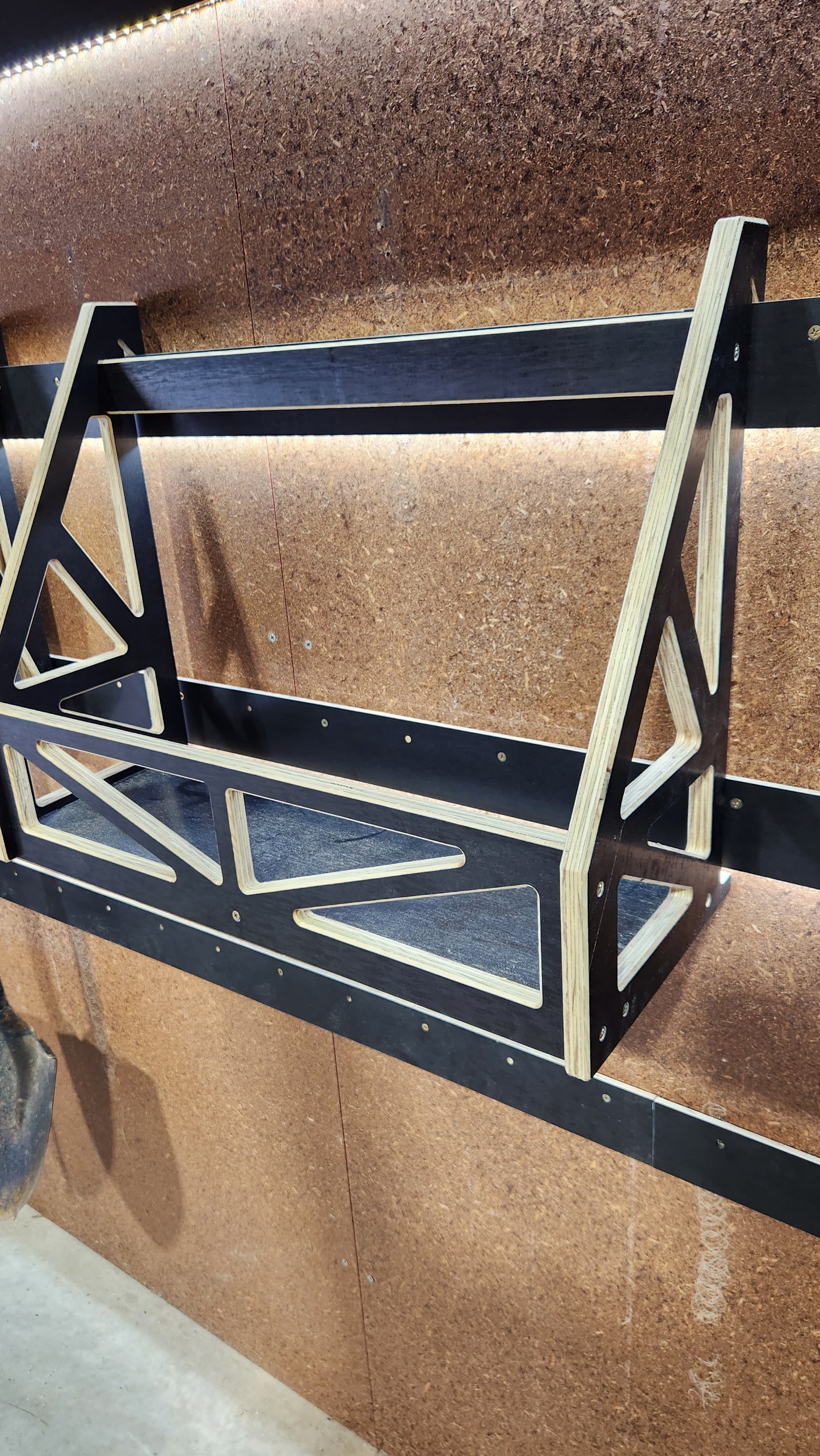 Basket storage - 250mm deep