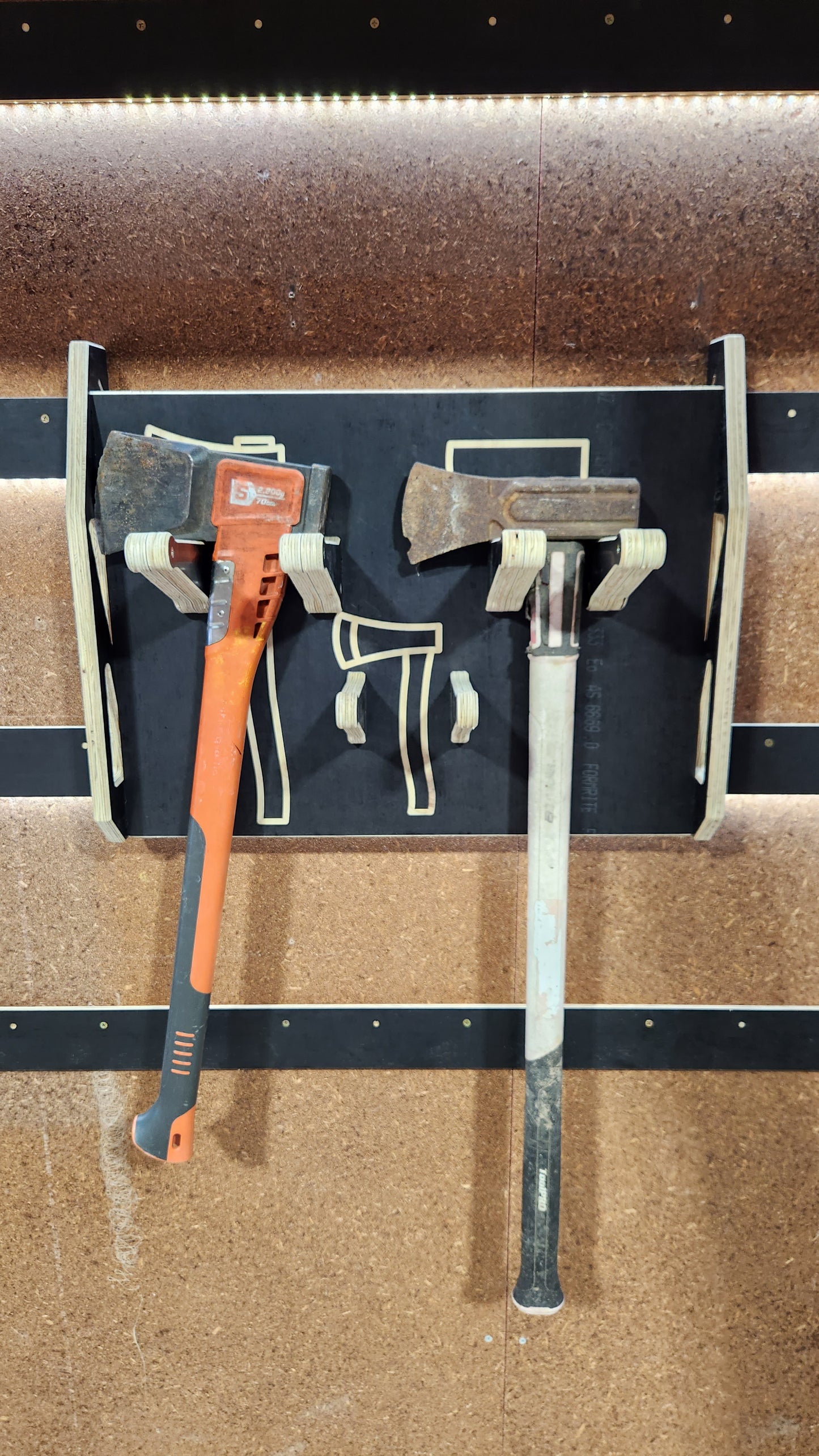 Axe and blocksplitter - firewood