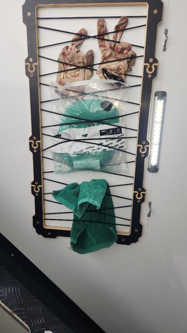 Digital Plans / Files = Stretchies - split design ! files for CNC machining